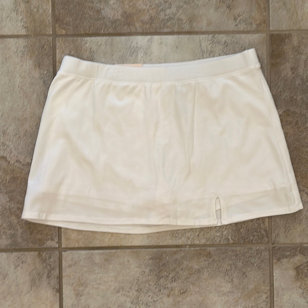 NEW SO White Skort Size 20 Plus Girls